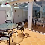 Apartmán 2 Bed. Amazing Sea Views *