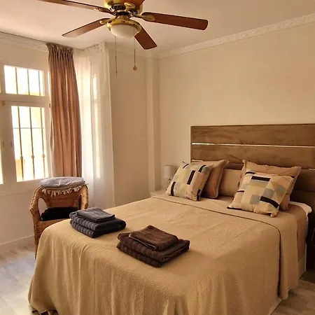 2 Bed. Amazing Sea Views Apartament