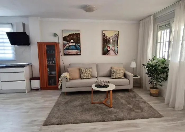 Apartament 2 Bed. Amazing Sea Views *