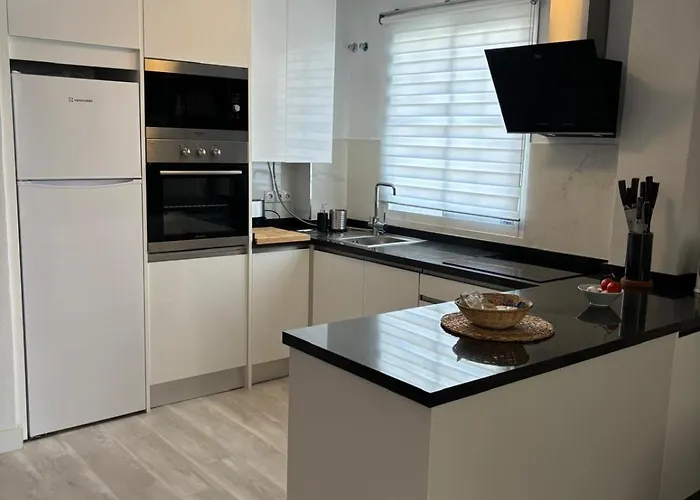 2 Bed. Amazing Sea Views Benalmádena